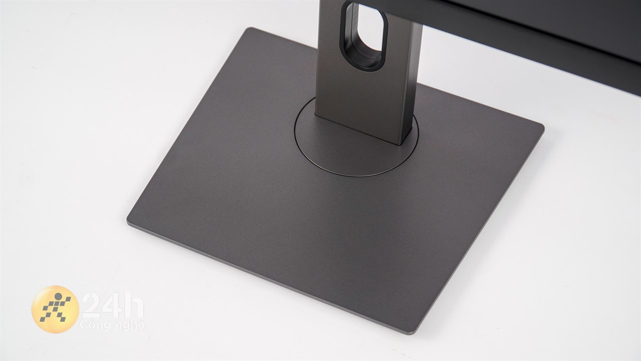 Các bạn có thể sử dụng chân đế của Viewsonic Gaming VX2758A-2K-PRO-2 nếu không muốn dùng ARM màn hình.