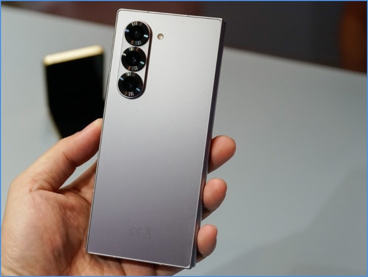 Hệ thống camera trên Galaxy Z Fold 6 vẫn giữ nguyên so với thế hệ trước