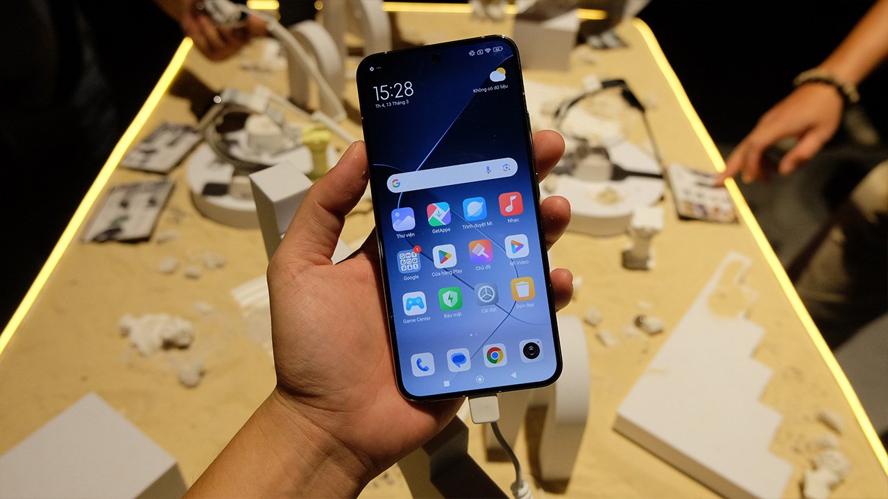 Màn hình Xiaomi 14 có độ sáng tối đa đạt 3.000 nits Màn hình Xiaomi 14 có độ sáng tối đa đạt 3.000 nits