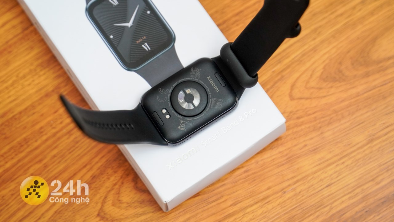 Cảm biến đo nhịp tim trên Xiaomi Smart Band 8 Pro Cảm biến đo nhịp tim trên Xiaomi Smart Band 8 Pro