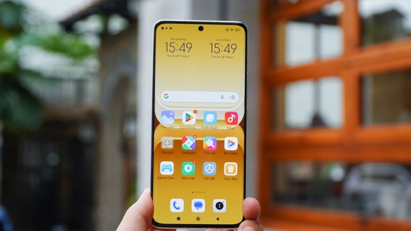 Xiaomi 13 Pro có cho mình 2 phi&ecirc;n bản b&ocirc;̣ nhớ là 128GB và 256GB