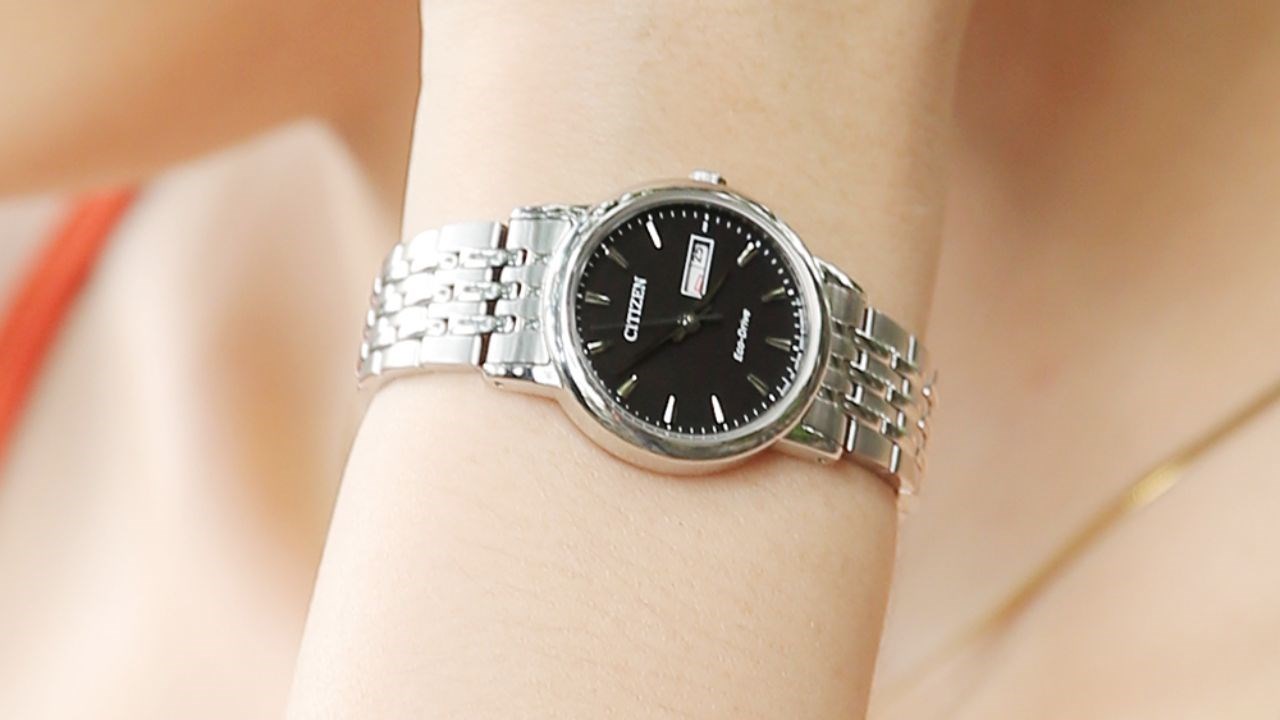 Đón tuần lễ Citizen, mua đồng hồ giá tốt, còn tặng loa Rezo Light Motion K118 giá 750K