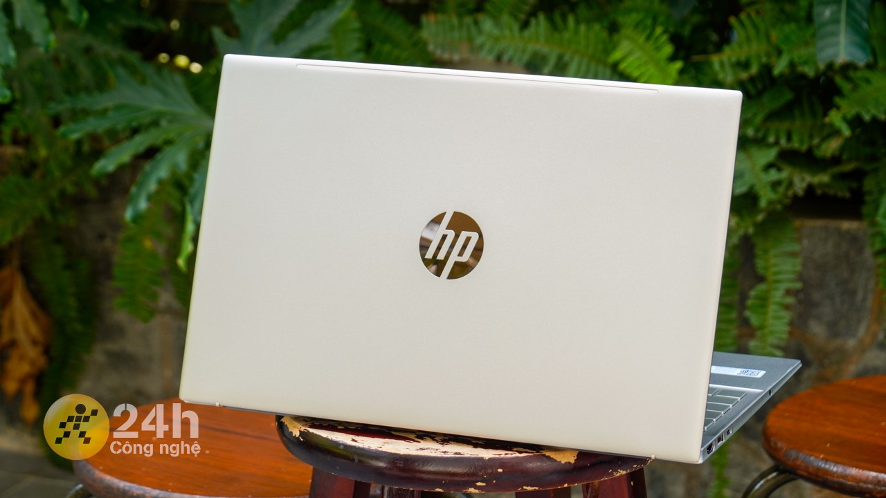 HP Pavilion 15 eg2082TU được thiết kế theo phong cách tối giản thường thấy trên dòng HP Pavilion. HP Pavilion 15 eg2082TU được thiết kế theo phong cách tối giản thường thấy trên dòng HP Pavilion.