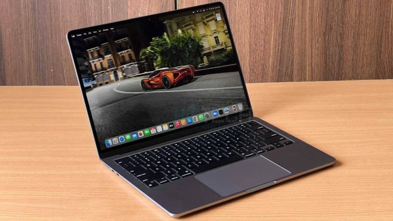 Macbook Air M3 sở hữu màn hình sắc nét với độ phân giải 2.880 x 1.864 pixels