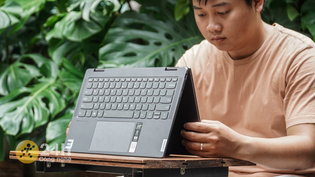 Lenovo Yoga 7