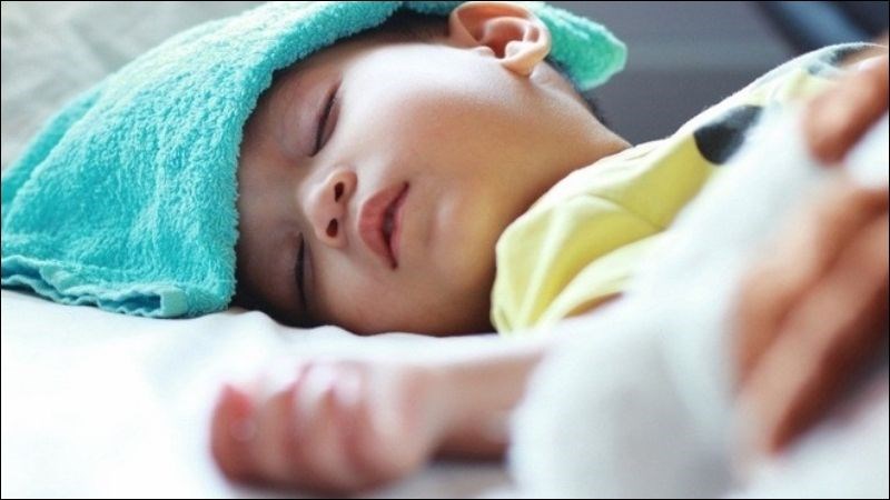 Chườm khăn lạnh khiến thân nhiệt tăng nhanh hơn