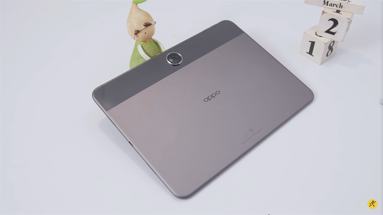 Kích thước, cân nặng của OPPO Pad Neo sẽ không dễ để bạn sử dụng thoải mái ở tư thế cầm. Kích thước, cân nặng của OPPO Pad Neo sẽ không dễ để bạn sử dụng thoải mái ở tư thế cầm.