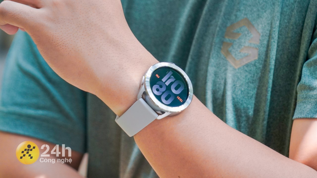 Hotsale cực đỉnh: Bộ 3 smartwatch - smartband mới nhất của Xiaomi Hotsale cực đỉnh: Bộ 3 smartwatch - smartband mới nhất của Xiaomi