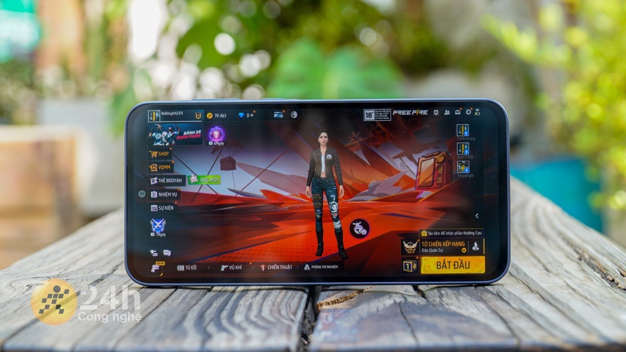 Hiệu năng của Galaxy A35 5G đủ sức chiến game đồ họa cao. Hiệu năng của Galaxy A35 5G đủ sức chiến game đồ họa cao.