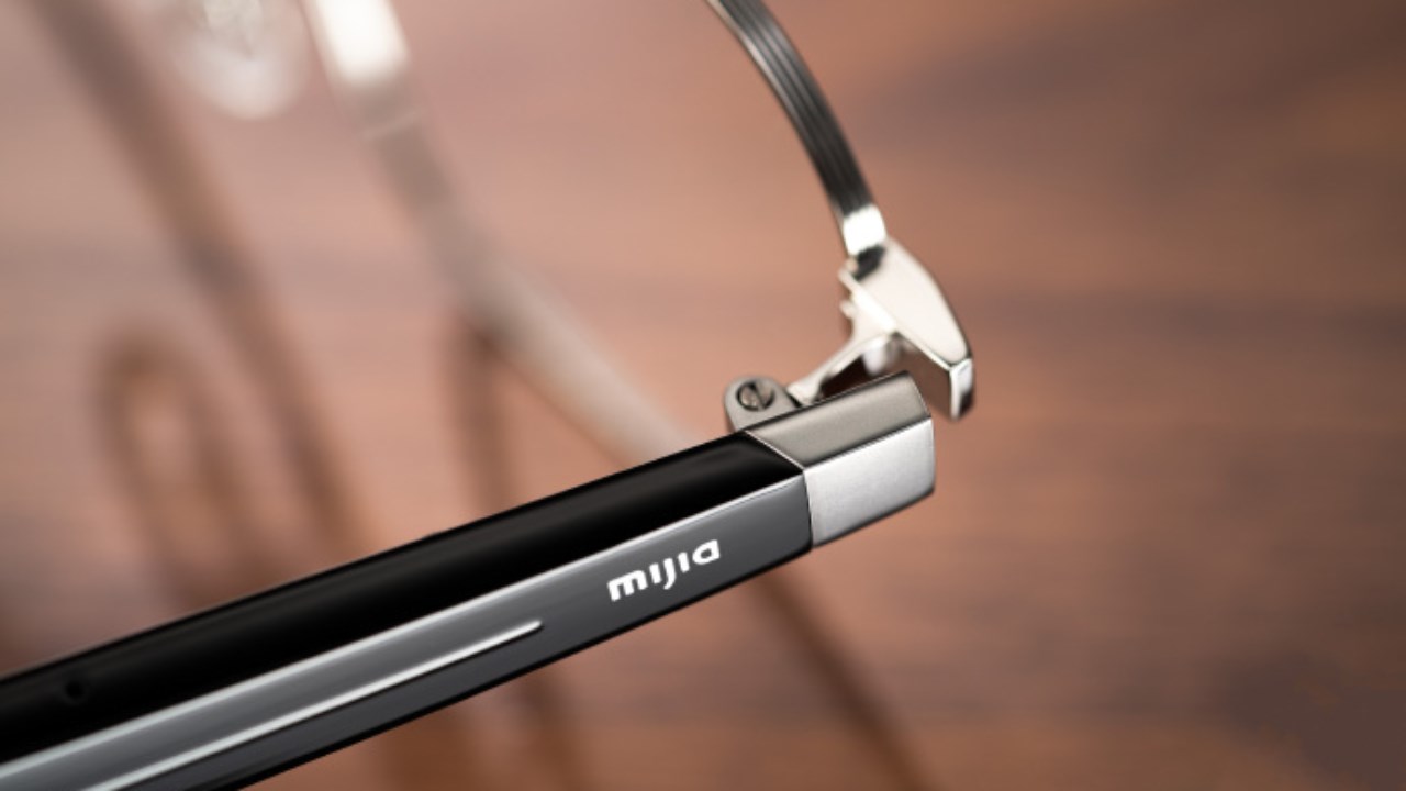MIJIA Smart Audio Glasses Enjoy Edition có thể kết nối với trợ lý ảo của điện thoại Xiaomi hoặc Apple 