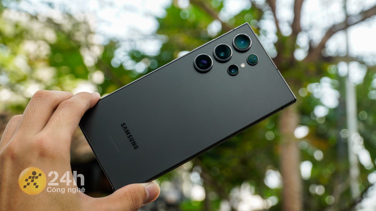 Galaxy S24 Ultra 5G: Điện thoại có camera 200 MP, quá đáng mua!