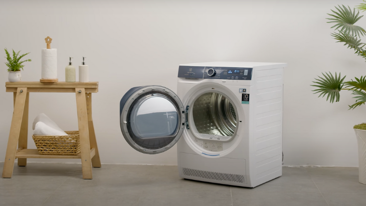 Máy sấy bơm nhiệt Electrolux UltimateCare 9 kg EDH903R9WB