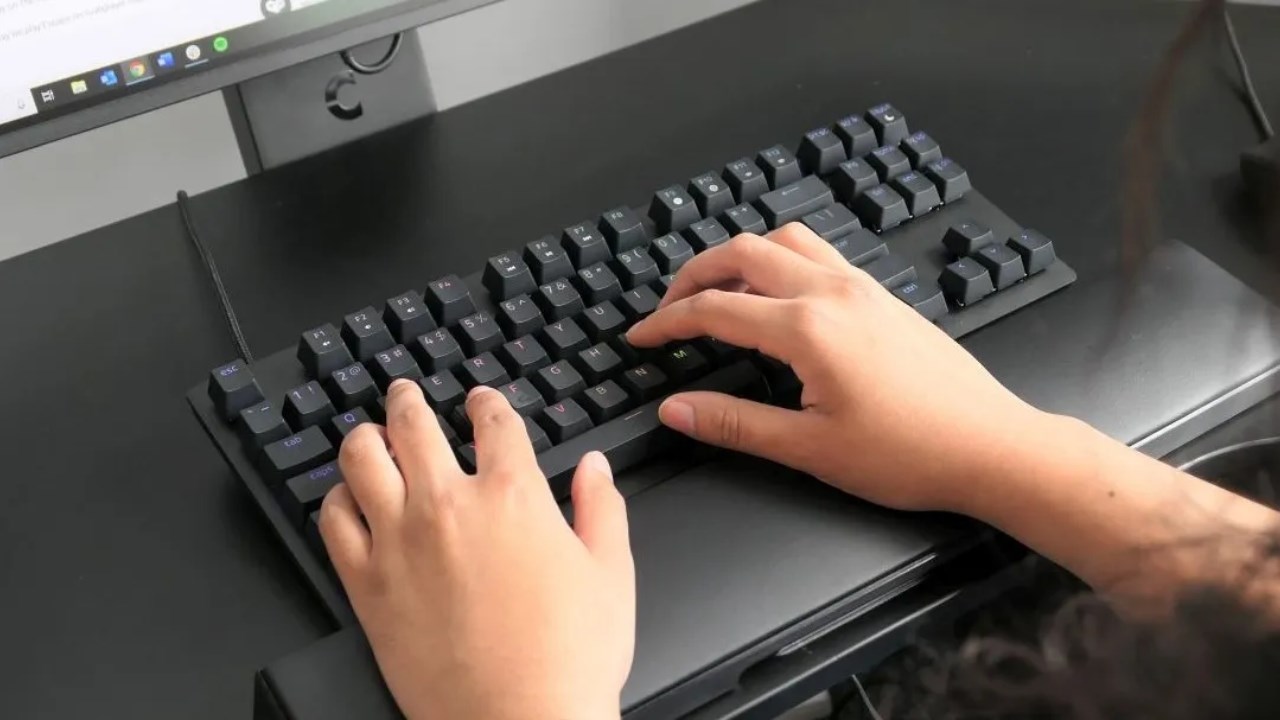 Rapoo V500 Pro Rainbow Backlit 