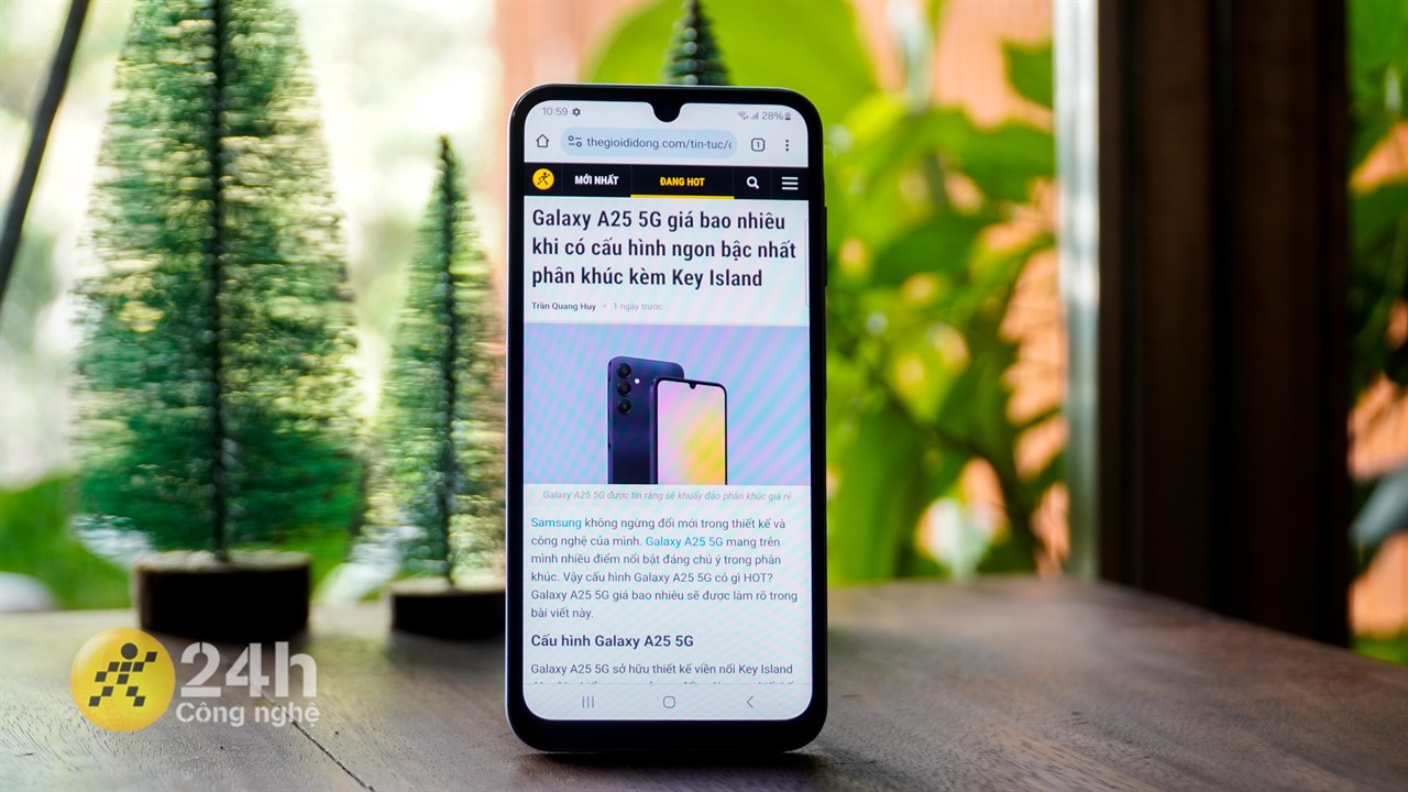 Được trang bị Exynos 1280 giúp máy hoạt động trơn tru, mượt mà