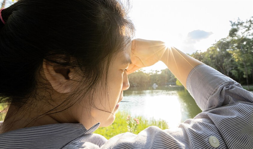 Đừng quên sử dụng kem chống nắng dù thời tiết có ra sao 