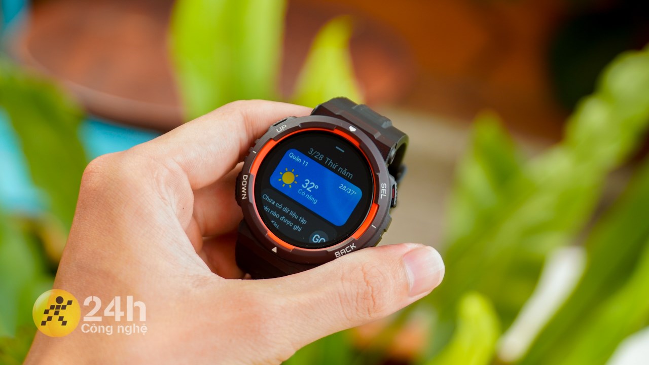 Amazfit Active Egde còn hỗ trợ cả hệ thống định vị GPS.