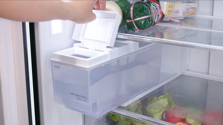 Hộp chứa nước làm đá Hộp chứa nước làm đá tự động dung tích 5 lít