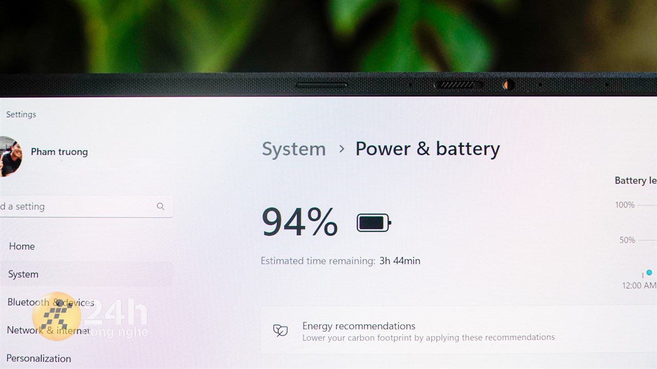 ASUS Vivobook 15 OLED A1505ZA còn có thể mang lại thời lượng sử dụng pin lâu dài cho người dùng