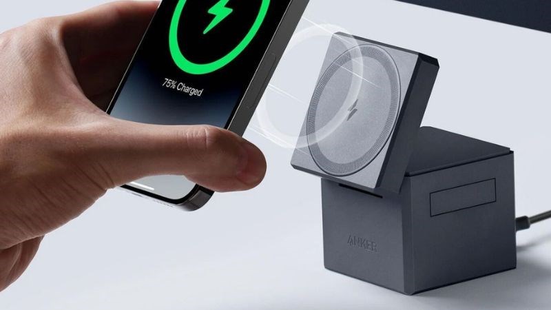 C&ocirc;ng suất sạc kh&ocirc;ng d&acirc;y MagSafe của iPhone 15 l&agrave; 15W