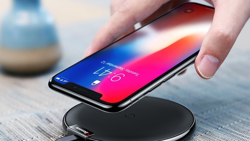 iPhone X, XS và XS Max được hỗ trợ sạc không dây Qi