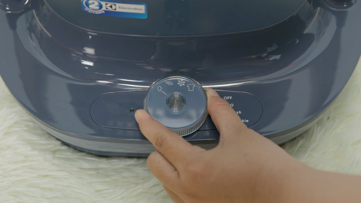 Bảng điều khiển dạng núm vặn đơn giản dễ sử dụng