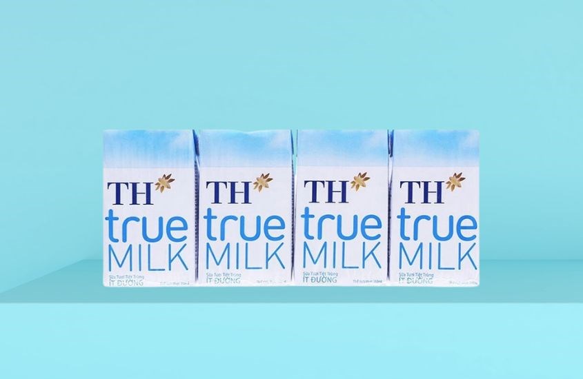 Lốc 4 hộp sữa tươi tiệt trùng TH true MILK ít đường 110 ml