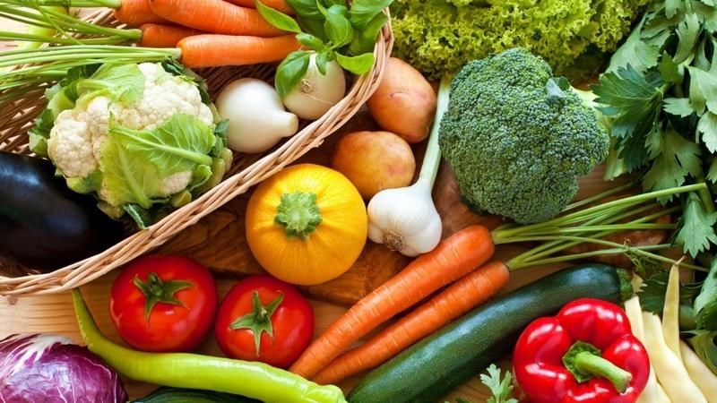 Bạn nên bổ sung các loại rau xanh, củ quả giúp làm dịu các triệu chứng của bệnh gút Bạn nên bổ sung các loại rau xanh, củ quả giúp làm dịu các triệu chứng của bệnh gút