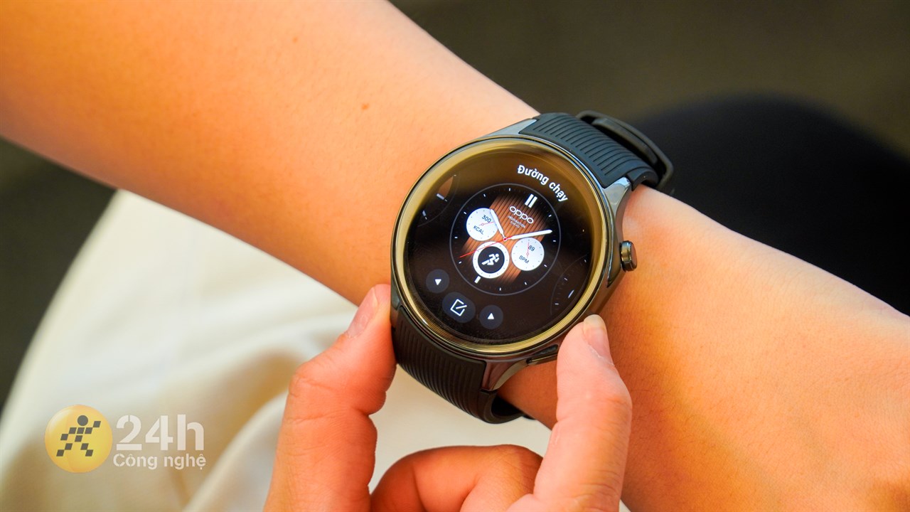 OPPO Watch X được trang bị chip Snapdragon W5 Gen 1 với hiệu suất vượt trội.