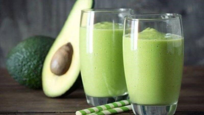 Nước detox từ bơ chứa nhiều dinh dưỡng chất giúp tăng cường chức năng gan