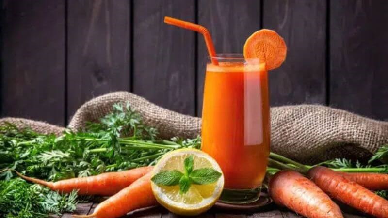 Nước detox từ cà rốt giàu vitamin A và chất dinh dưỡng