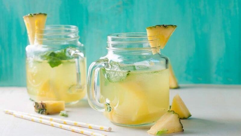 Nước detox từ mía và dứa giúp hỗ trợ giảm cân