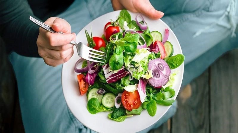 Chế độ dinh dưỡng hợp lý đóng vai trò quan trọng giúp gan khỏe mạnh