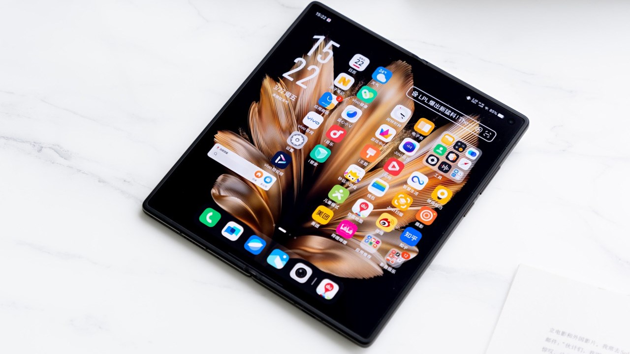 Trên tay Vivo X Fold3 Pro