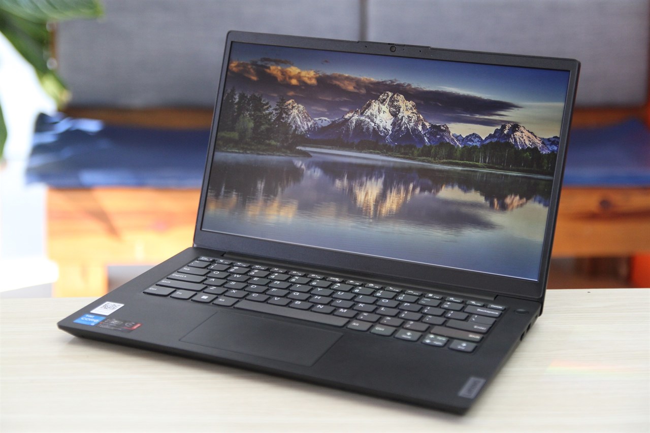 5 ngày đón lễ lớn, laptop flashsale số lượng có hạn, dưới 10 triệu đã có mẫu ngon