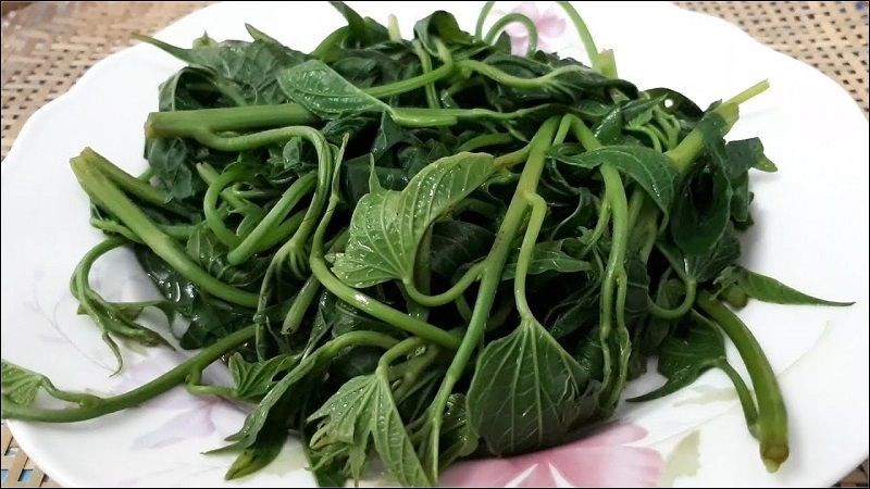 Rau lang luộc hay hấp là món ăn có tác dụng thanh nhiệt hiệu quả