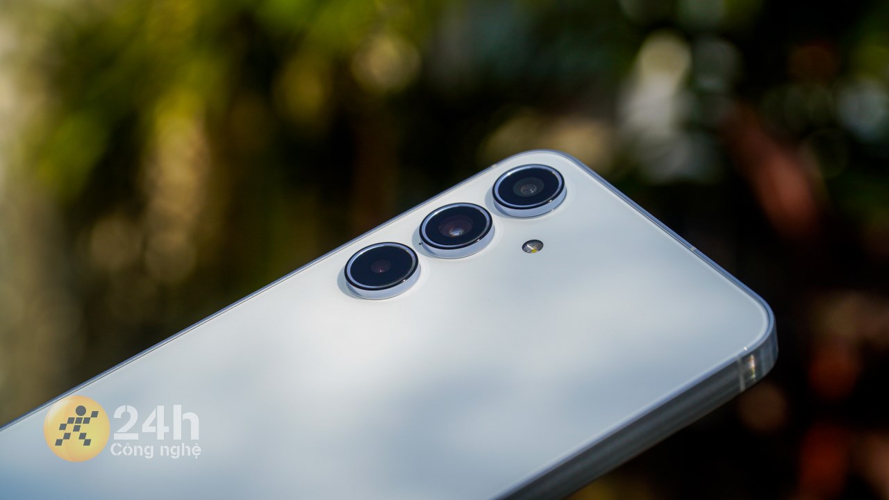 Điện thoại 10 triệu mà trải nghiệm như ngỡ là flagship chỉ có thể là Galaxy A55 5G