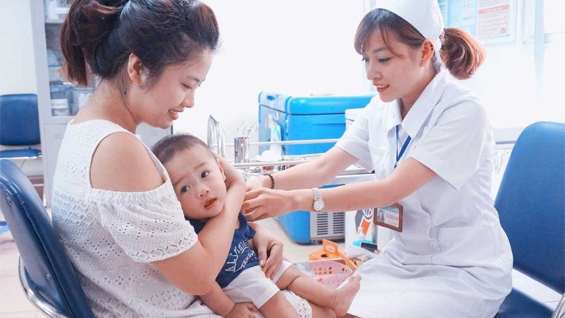 Tầm quan trọng của tiêm chủng đầy đủ đặc biệt bảo vệ sức khoẻ trẻ em