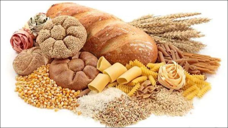 Thực phẩm giàu tinh bột dễ dính vào răng và tích tụ thành mảng bám gây sâu răng