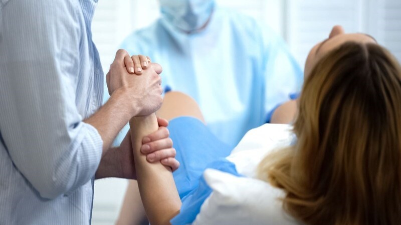 Tinh dầu hoa nhài có hiệu quả trong việc giảm đau do chuyển dạ 