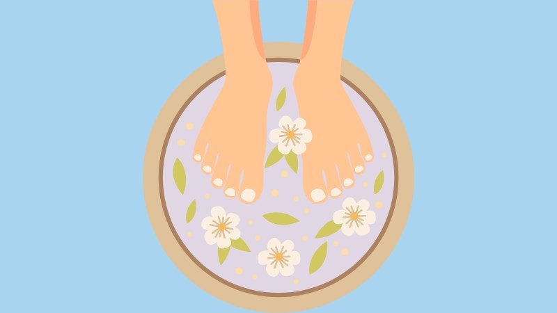 Ngâm chân giúp mẹ giảm căng thẳng, mệt mỏi