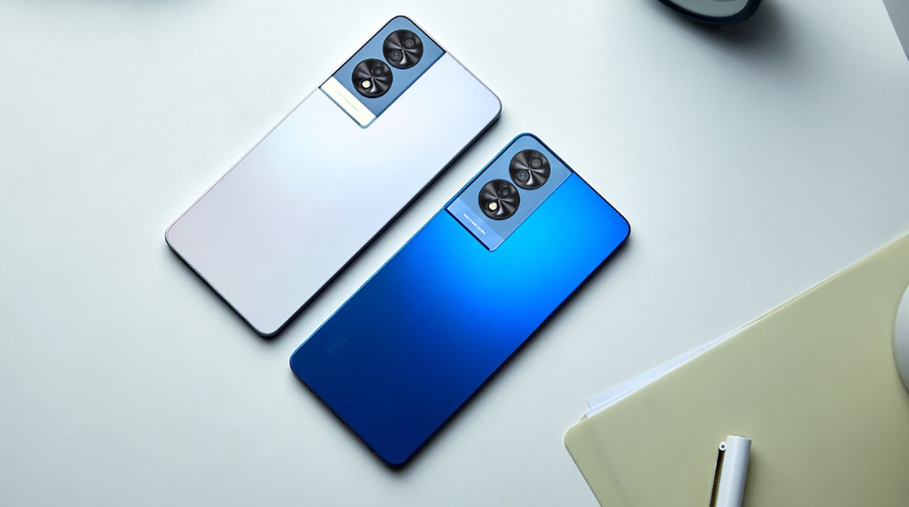 TCL 40 NXTPAPER còn có mặt lưng nhám để hạn chế tình trạng bám mồ hôi, dấu vân tay cho người dùng. Nguồn: Tech Spurt. TCL 40 NXTPAPER còn có mặt lưng nhám để hạn chế tình trạng bám mồ hôi, dấu vân tay cho người dùng. Nguồn: Tech Spurt.