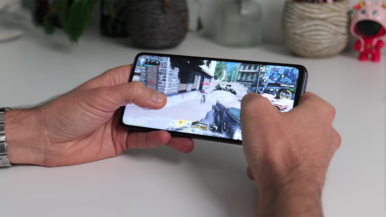 TCL 40 NXTPAPER với Helio G88 có thể đáp ứng tốt đa phần nhu cầu sử dụng cơ bản của người dùng. Nguồn: Tech Spurt. TCL 40 NXTPAPER với Helio G88 có thể đáp ứng tốt đa phần nhu cầu sử dụng cơ bản của người dùng. Nguồn: Tech Spurt.