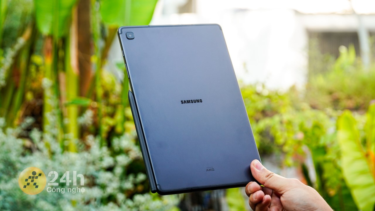 Kỳ nghỉ hè sắp tới sẽ thêm vui cùng trợ thủ đắc lực Galaxy Tab S6 Lite