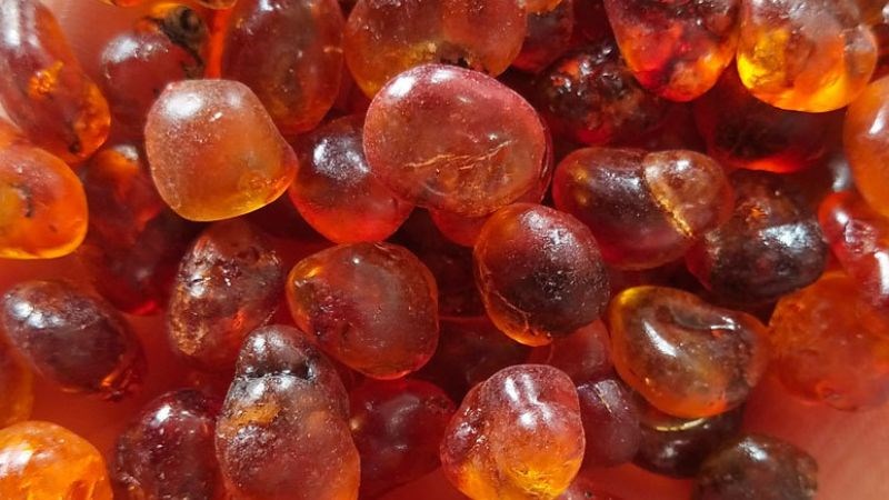 Bạn nên chọn mua nhựa đào từ nguồn uy tín để đảm bảo chất lượng