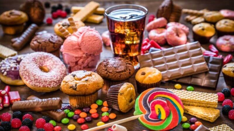 Người bệnh gan nhiễm mỡ nên hạn chế thực phẩm nhiều đường