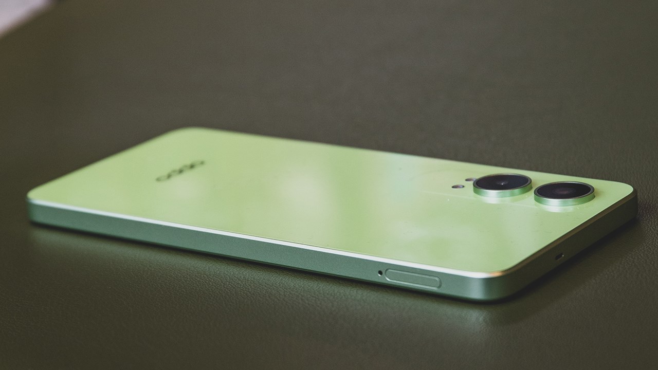 Phần khung viền OPPO K12x Like New không gây cảm giác ọp ẹp khi cầm