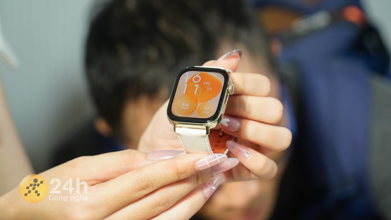 Huawei Watch Fit 3 sở hữu màn hình có độ sáng cao và độ phân giải tốt. Huawei Watch Fit 3 sở hữu màn hình có độ sáng cao và độ phân giải tốt.