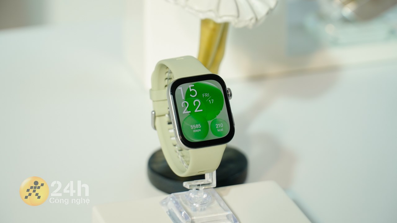 Huawei Watch Fit 3 được thiết kế theo dạng hình vuông thay vì hình chữ nhật như thế hệ trước. Huawei Watch Fit 3 được thiết kế theo dạng hình vuông thay vì hình chữ nhật như thế hệ trước.