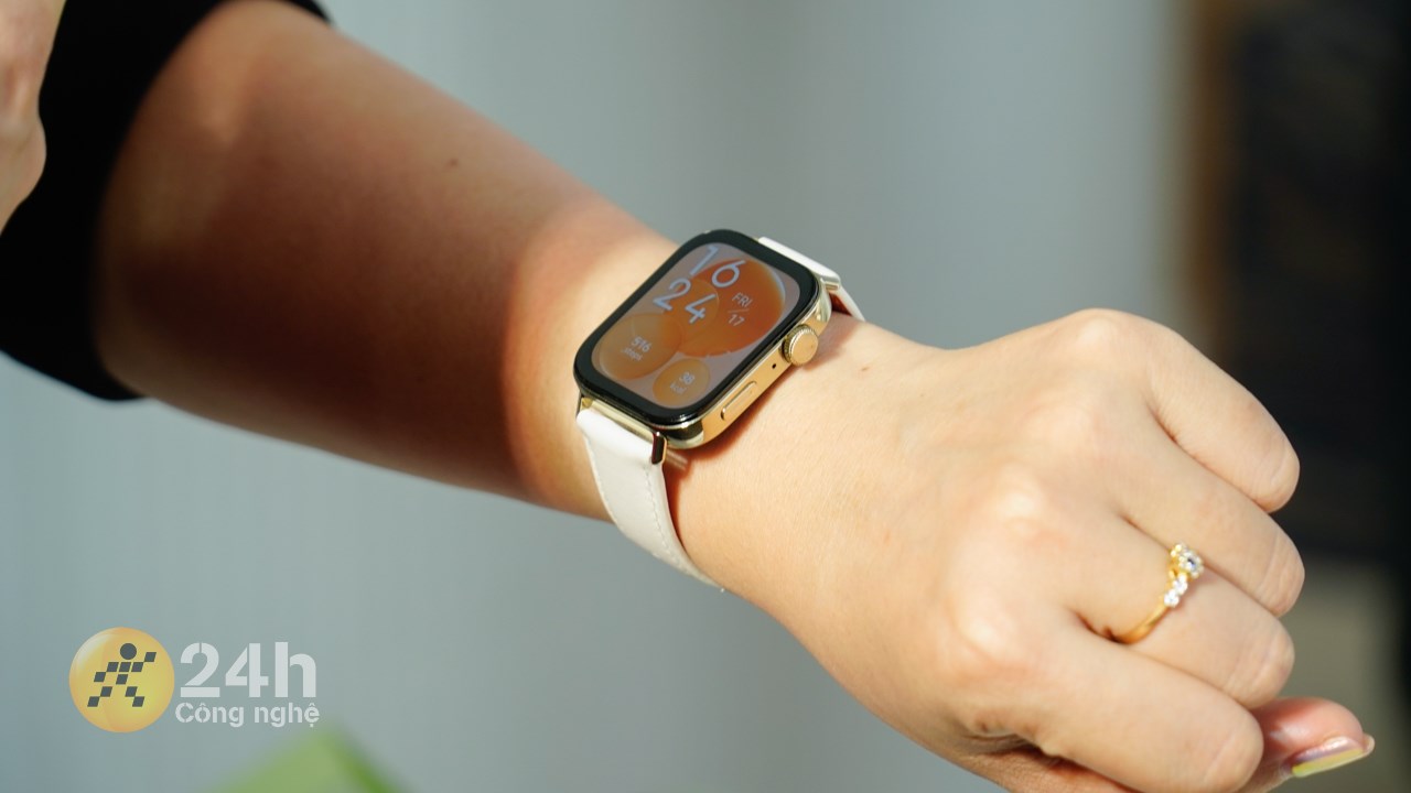 Cảm giác đeo Huawei Watch Fit 3 trên tay rất thoải mái và nhẹ nhàng. Cảm giác đeo Huawei Watch Fit 3 trên tay rất thoải mái và nhẹ nhàng.