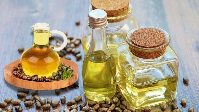 Dầu thầu dầu được sử dụng theo nhiều cách khác nhau phù hợp với bệnh